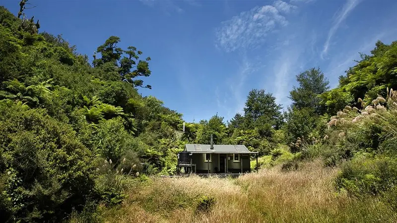 Mangamate Loop Track