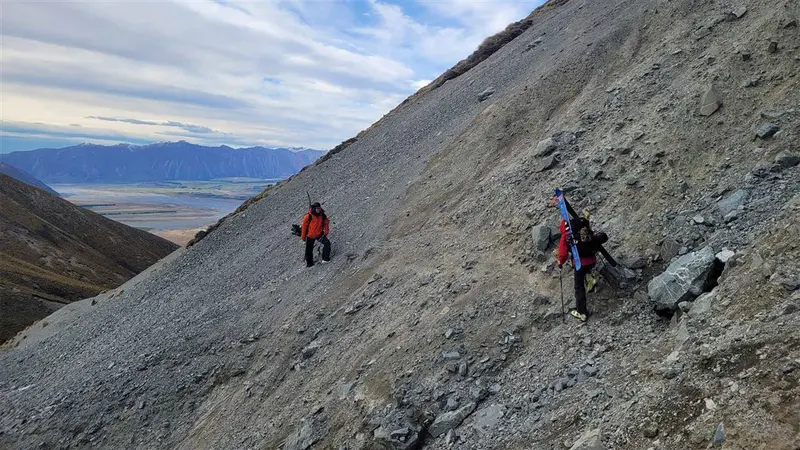Mt Potts Easement Track to Mt Potts Conservation Area boundary